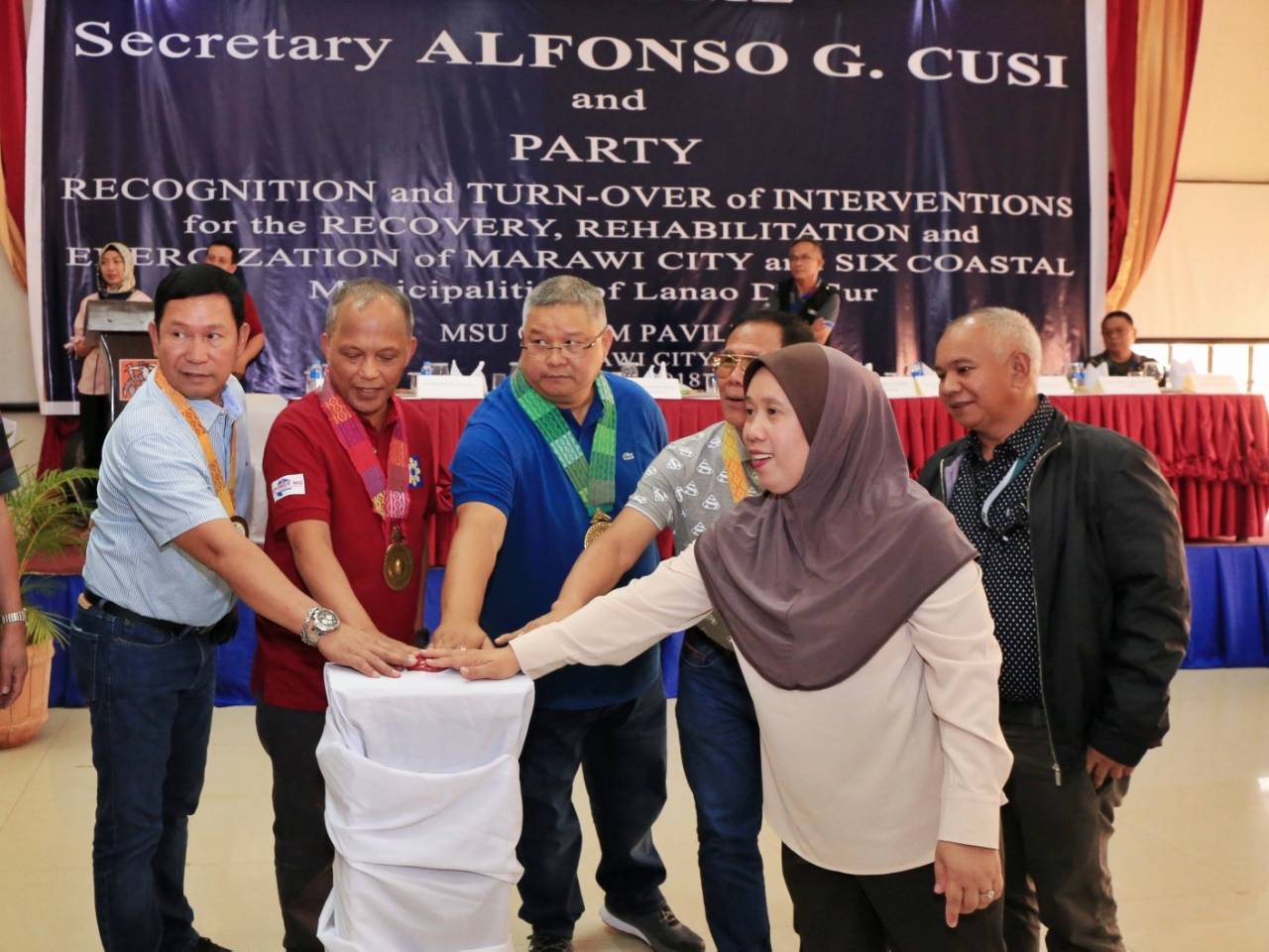 Energy Sec. Alfonso G. Cusi (2nd from left) leads the ceremonial switch-on for six (6) coastal municipalities of Lanao del Sur. 