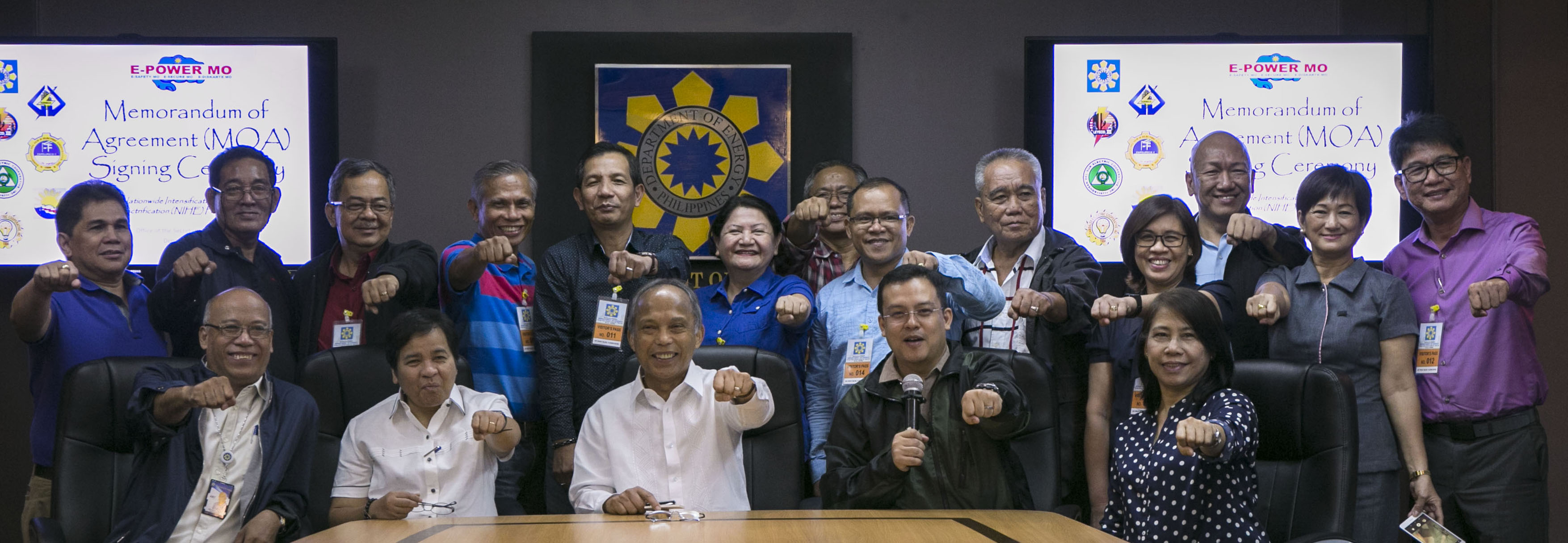 20 July 2017. Memorandum Of Agreement signing for various “Nationwide Intensification of Household Electrification (NIHE)” projects for 2017 benefiting 33 thousand households in Zambales, Northern Samar, Surigao del Norte, Agusan del Sur, Zamboanga del Sur and Leyte. The event was held at the DOE Headquarters and was attended by DOE Sec. Alfonso Cusi together with DOE Undersecretary Wimpy Fuentebella, Electric Power Industry Management Bureau (EPIMB) Director Mylene Capongcol, DOE Accounting Division Chief 