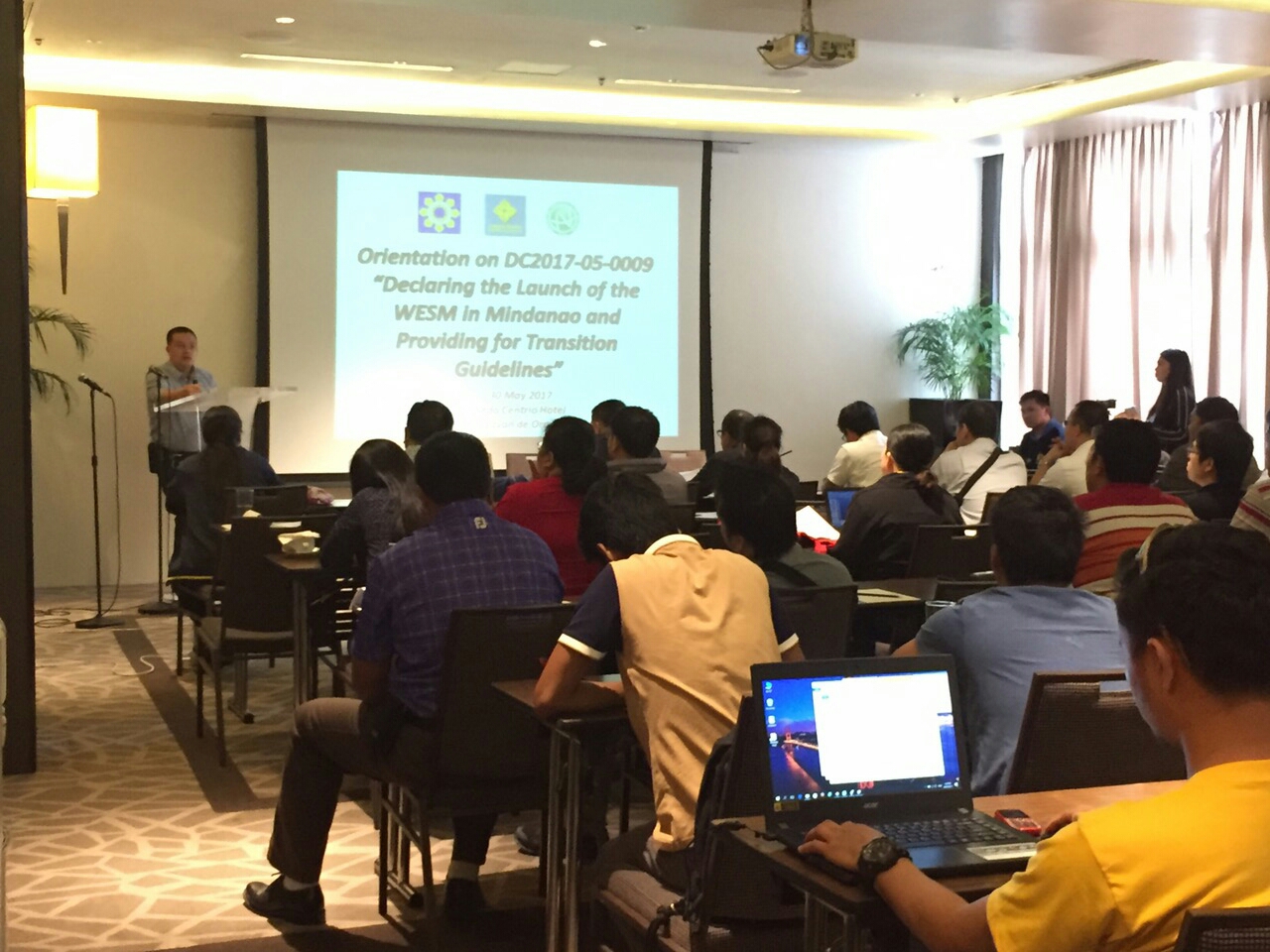 GEARING UP FOR WESM Mindanao: Representatives from the power industry listen during the seminar on the Wholesale Electricity Spot Market (WESM) in Mindanao conducted by Department of Energy officials on Tuesday, May 30, 2017, in Cagayan de Oro City. DOE Division Chief Luningning Baltazar conducted the briefing for the launch of WESM Mindanao and the transition guidelines. The DOE delegation was led by Usec. Wimpy Fuentebella. He was joined by Usec. Benito Ranque, Asec. Redentor Delola and Mindanao Asec. Rom