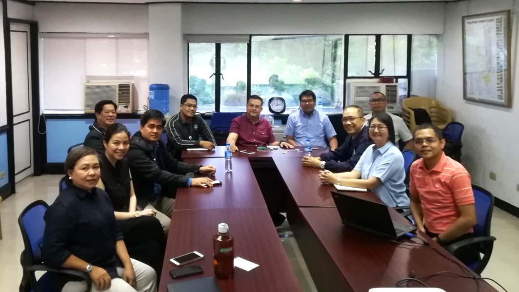 ENERGY SAFETY FIRST: The Department of Energy and the Manila Electric Company met on 27 July to synergize efforts that ensure electrical safety in the Philippine power sector. In the photo are Energy Undersecretary Felix William B. Fuentebella (center) and Meralco Vice President and Head of the Organizational Safety and Resiliency Office, Engineer Antonio Abuel Jr. (center-right), the DOE's technical staff, representatives from the MERALCO Power Academy and the Institute of Integrated Electrical Engineers.