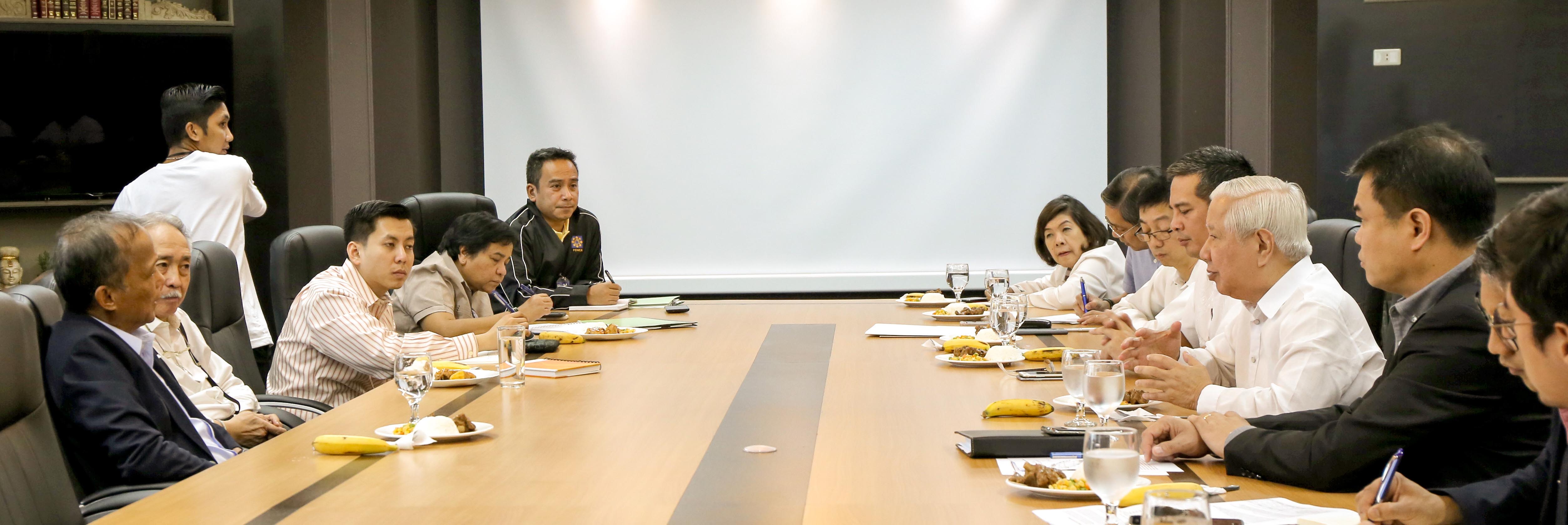 This is a photo release of the meeting between Secretary Alfonso G. Cusi and Meralco President Oscar S. Reyes together with DOE officials and Meralco team on July 7, 2016.